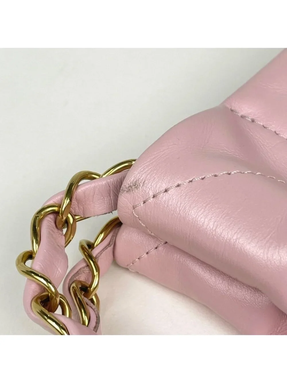 Chanel Shoulder Bag Chanel 22 Leather Pink